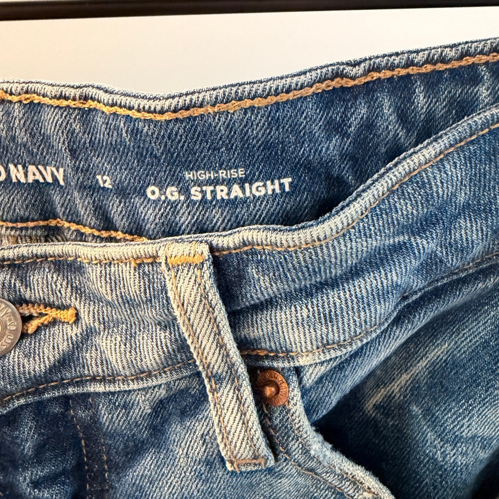 Old navy distressed denim shorts